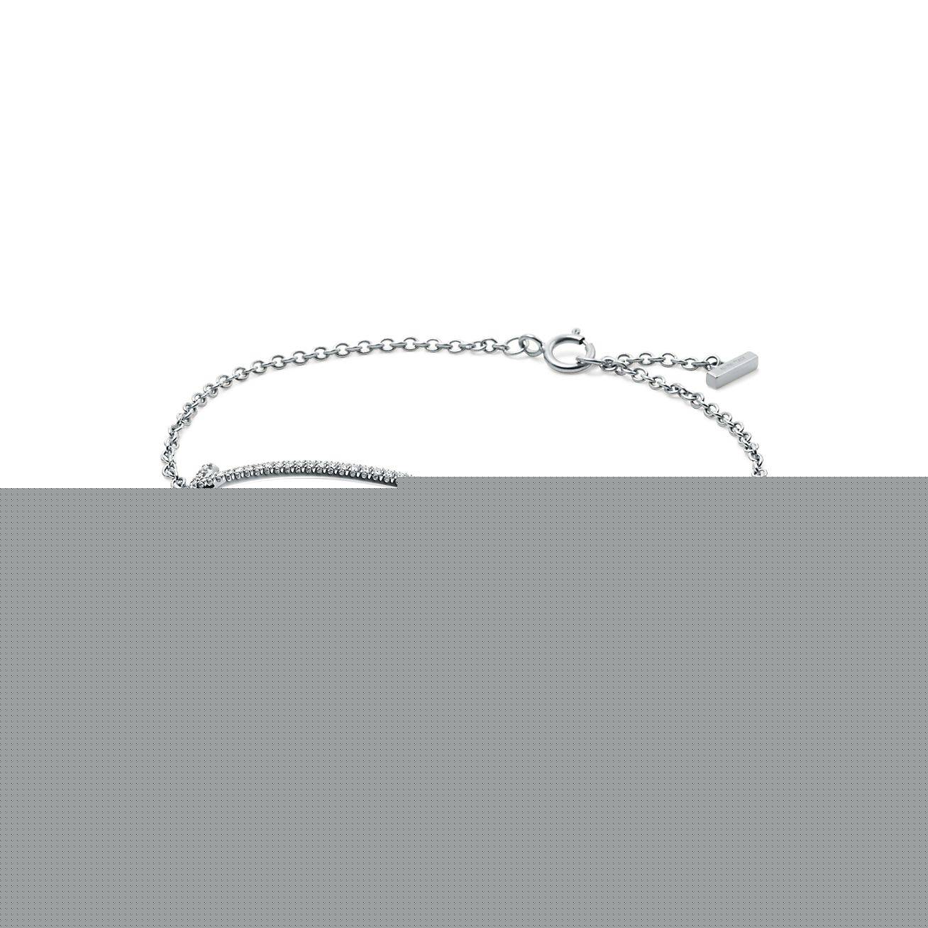 T*f*ny t smile bracelet in white gold with diamonds