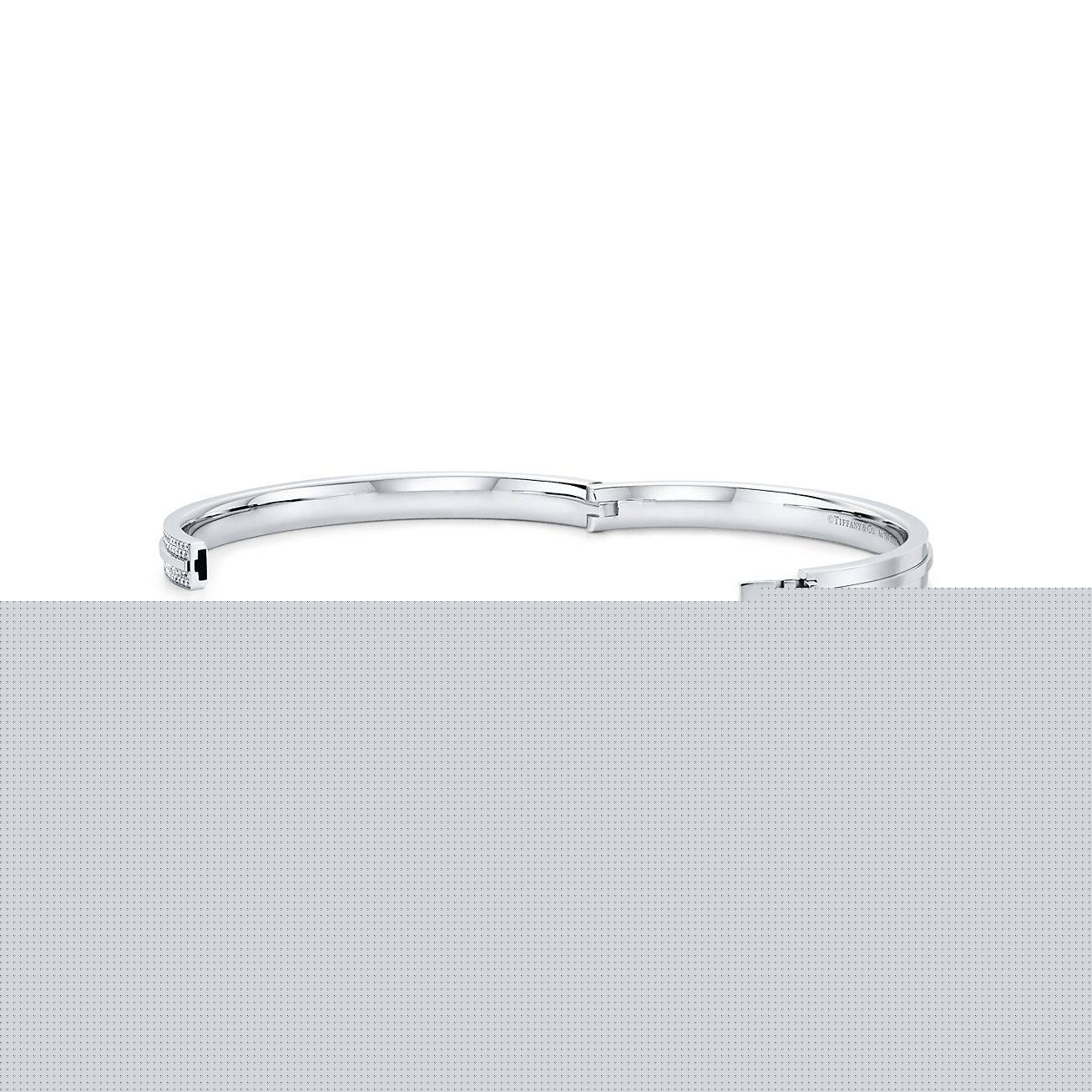 T*f*ny t pavé diamond hinged bangle in 18k white gold