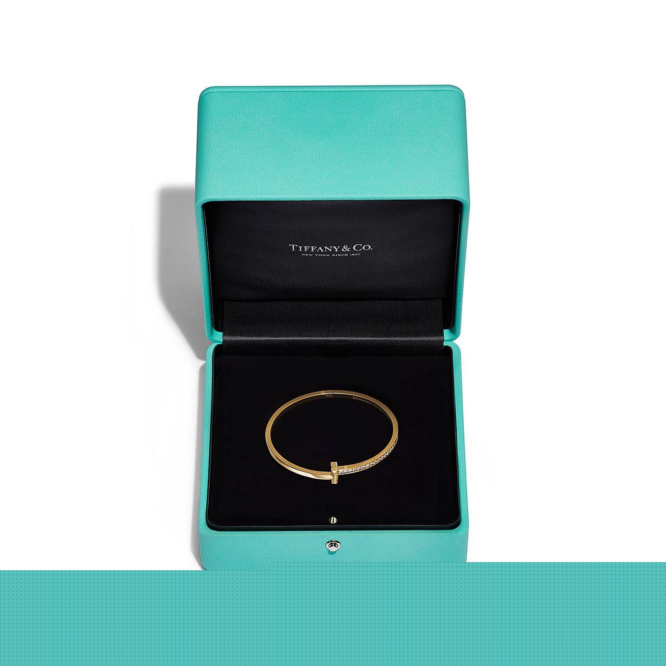 T*f*ny t t1 narrow diamond hinged bangle in 18k gold